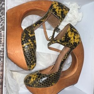 Jeffery Campbell Wooden Key whole wedges